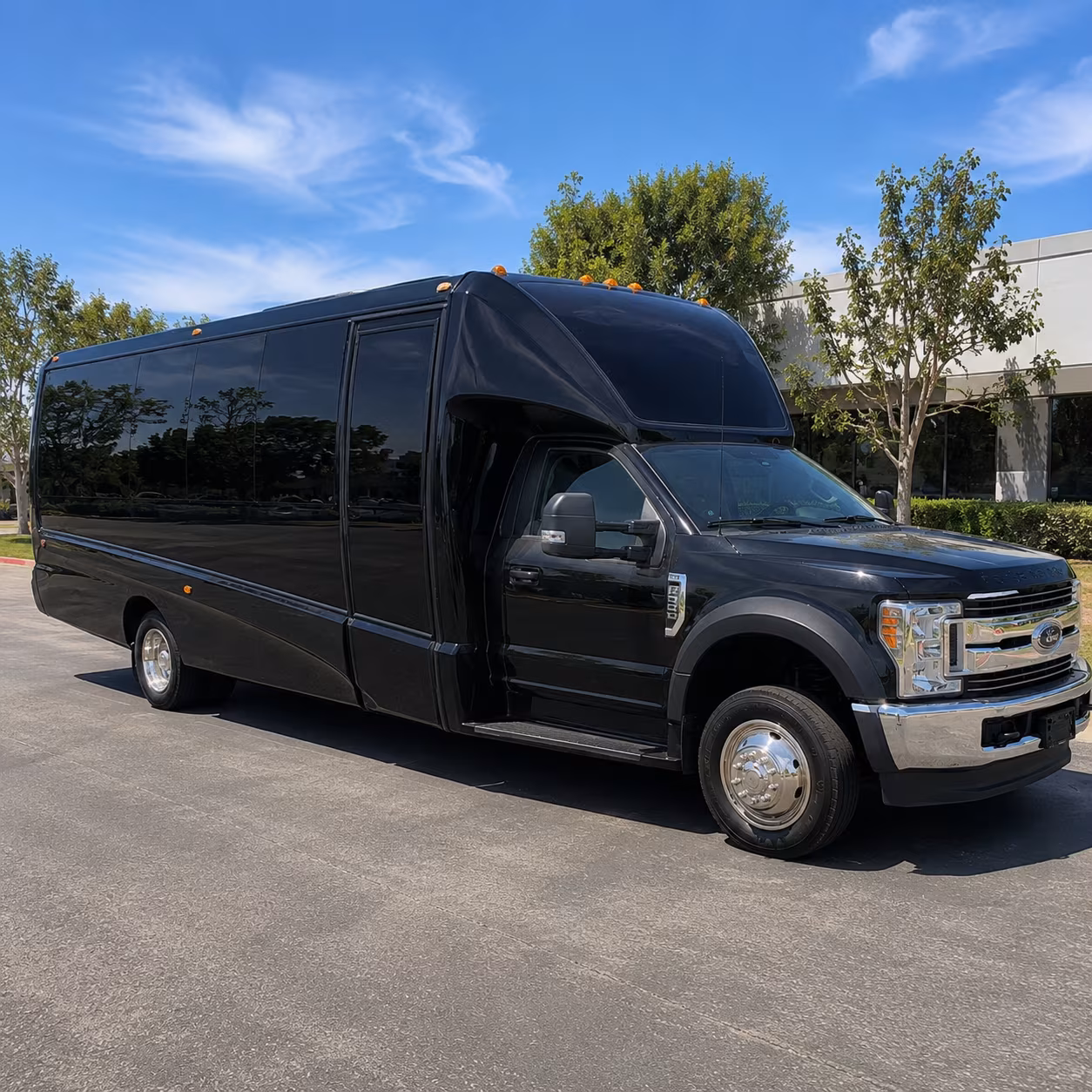 Glendale Birthday, Sweet 16, & Quinceañera Transportation party bus exterior