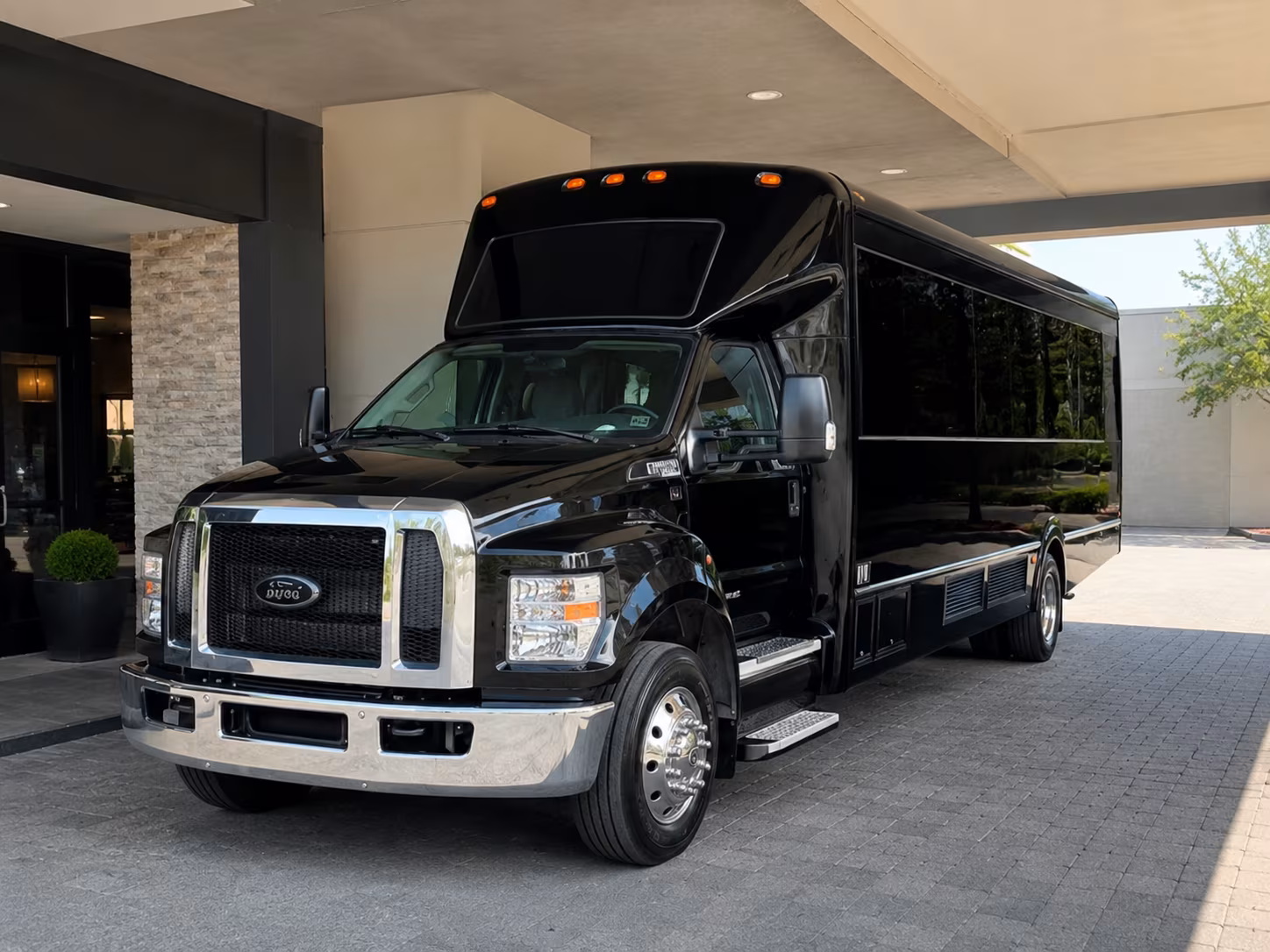 Tempe Homecoming & Prom Party Bus Rentals